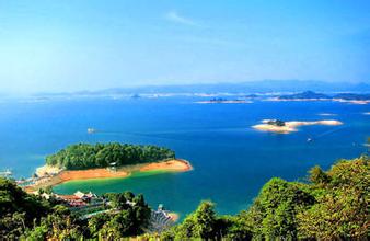 B線：萬(wàn)綠湖、桂山野人谷、大峽谷漂流、龍?jiān)礈厝?、農(nóng)夫山泉基地2天游